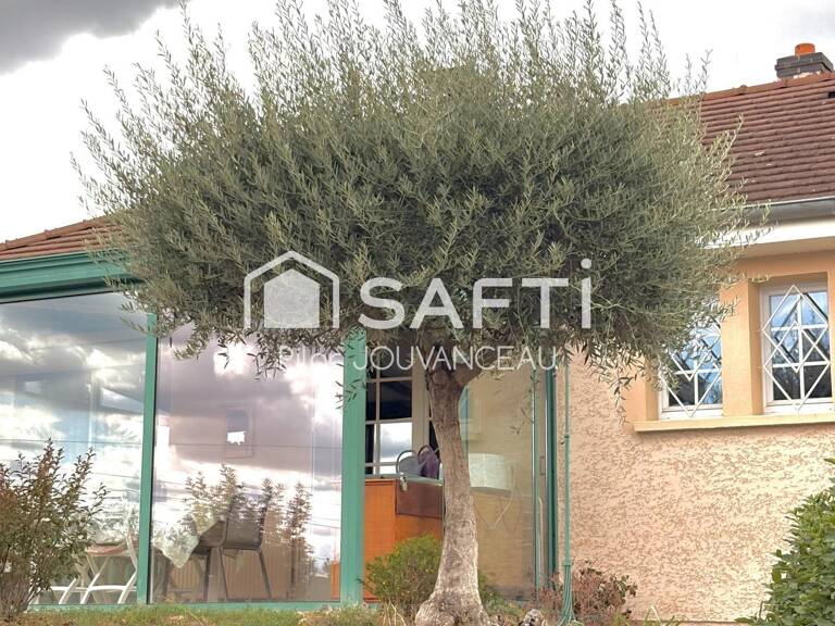 GIVRY MAISON FAMILIALE - BEAUX VOLUMES - 135m2 - proche de toutes commodités - Quartier agréable - — photo 1