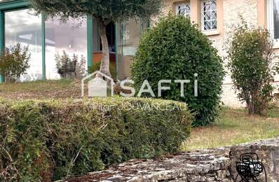 GIVRY MAISON FAMILIALE - BEAUX VOLUMES - 135m2 - proche de toutes commodités - Quartier agréable - — photo du bien