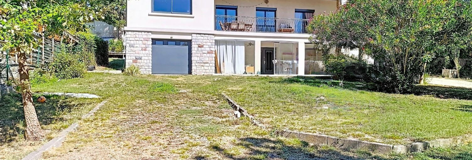 Maison 8 Pièces 220 m² à vendre à Grisolles (82170)