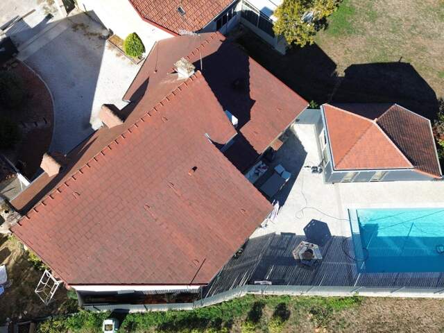 ARDENTES  MAISON RÉNOVÉE 140 M² AVEC PISCINE, JACUZZI ET DÉPENDANCE — photo du bien