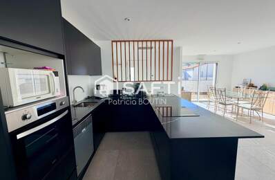 PAVILLON PLAIN PIED 4 CHAMBRES DONT UNE SUITE PARENTALE ET GARAGE A COULON ! — photo du bien