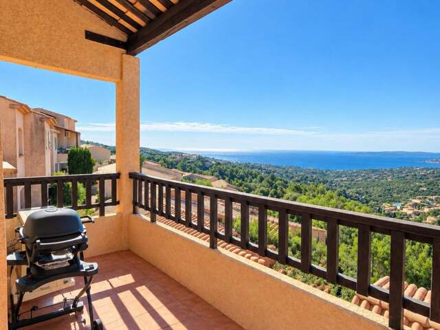 Appartement de plain pied avec superbe vue mer — photo du bien