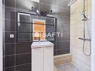 T2 AU CALME PROCHE DES COMMODITES — photo 3