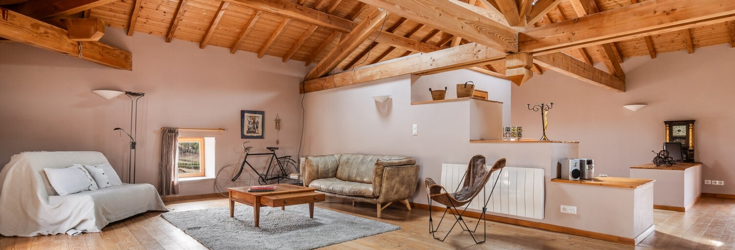 Maison 6 Pièces 230 m² à vendre à Deux-Grosnes (69860)