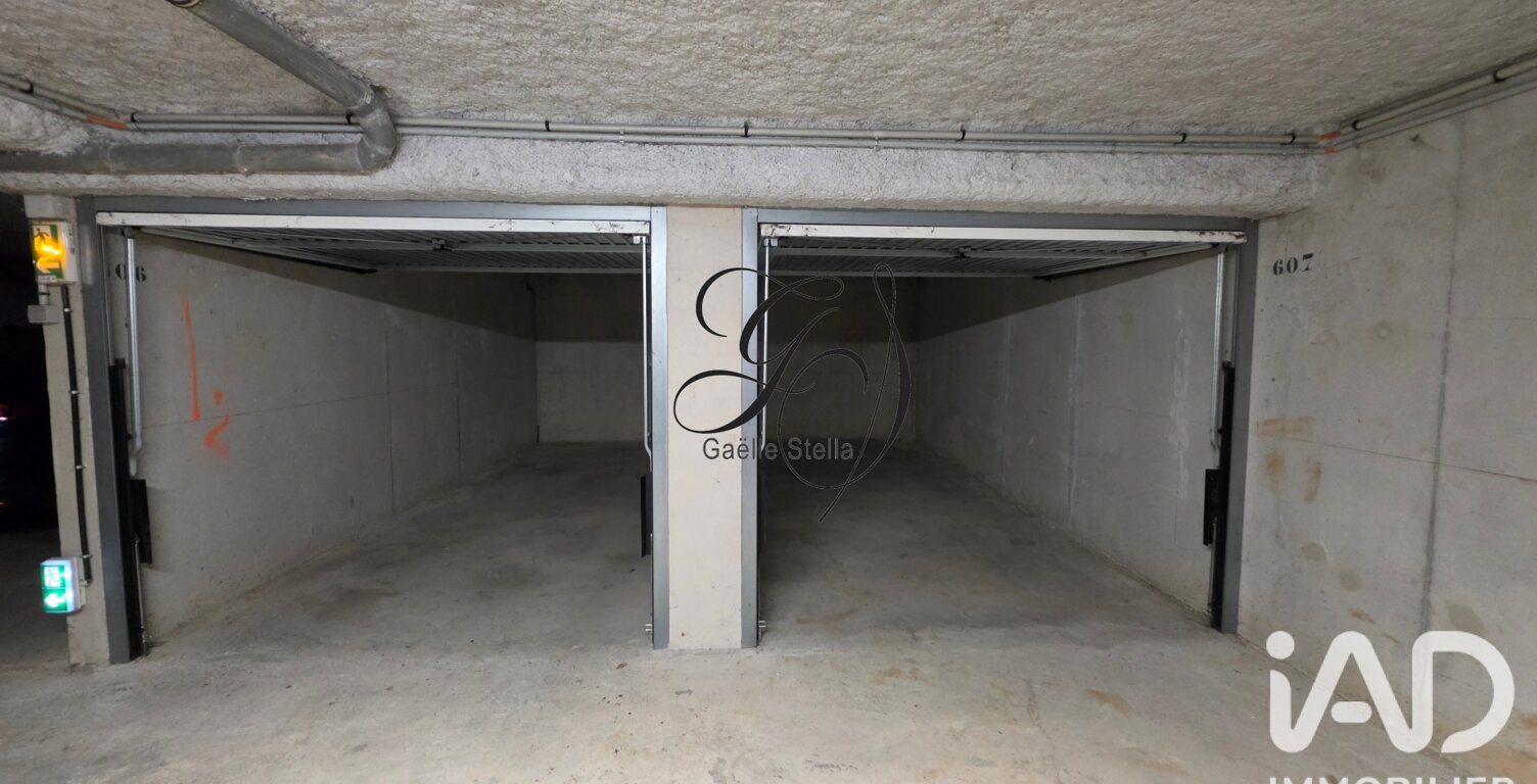Vente Garage 30 m&sup2; — photo 1