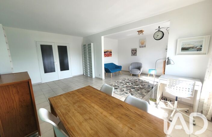 Vente Appartement 5 pièces — photo 2
