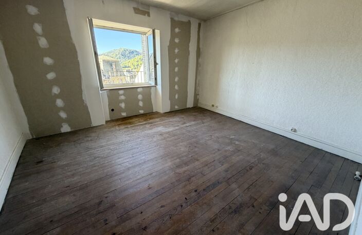 Vente Immeuble 150 m&sup2; — photo 3