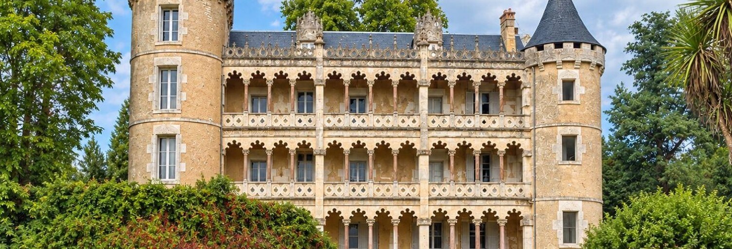 Maison 9 Pièces 222 m² à vendre à Baignes-Sainte-Radegonde (16360)