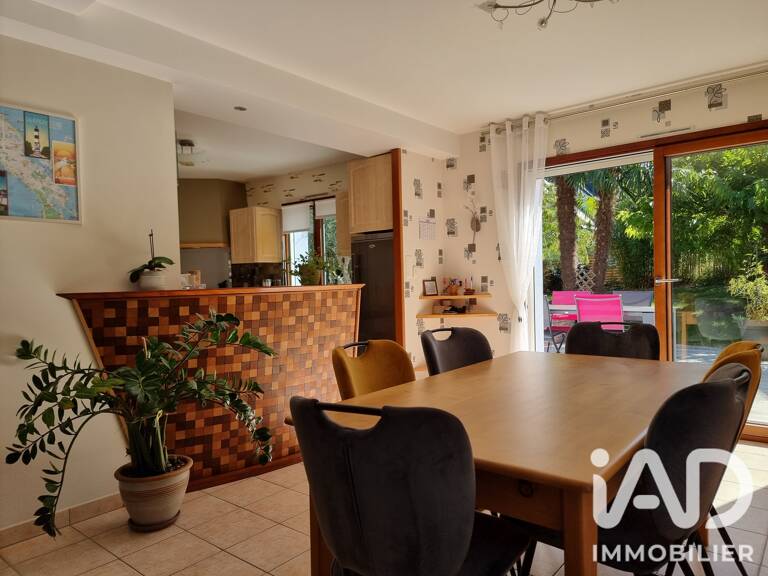 Vente Maison traditionnelle 7 pièces — photo 1
