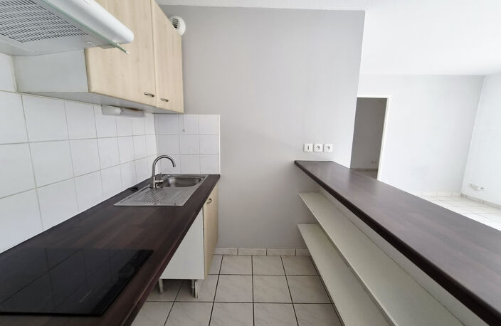 T2 lumineux en rez-de-chaussée   Résidence sécurisée et récente ! — photo 4