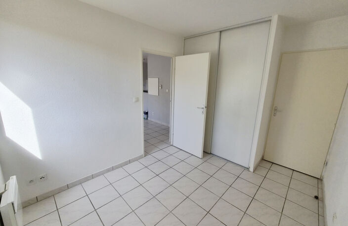 T2 lumineux en rez-de-chaussée   Résidence sécurisée et récente ! — photo 5