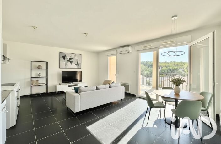 Vente Appartement 3 pièces — photo 2