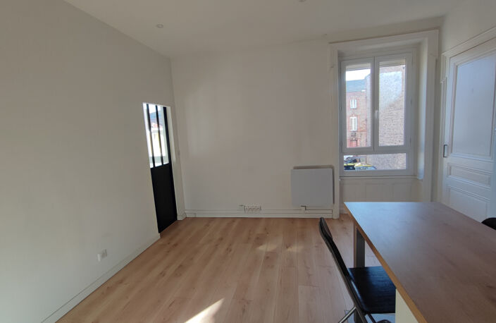 F2 Hyper Centre ST RAMBERT — photo 2