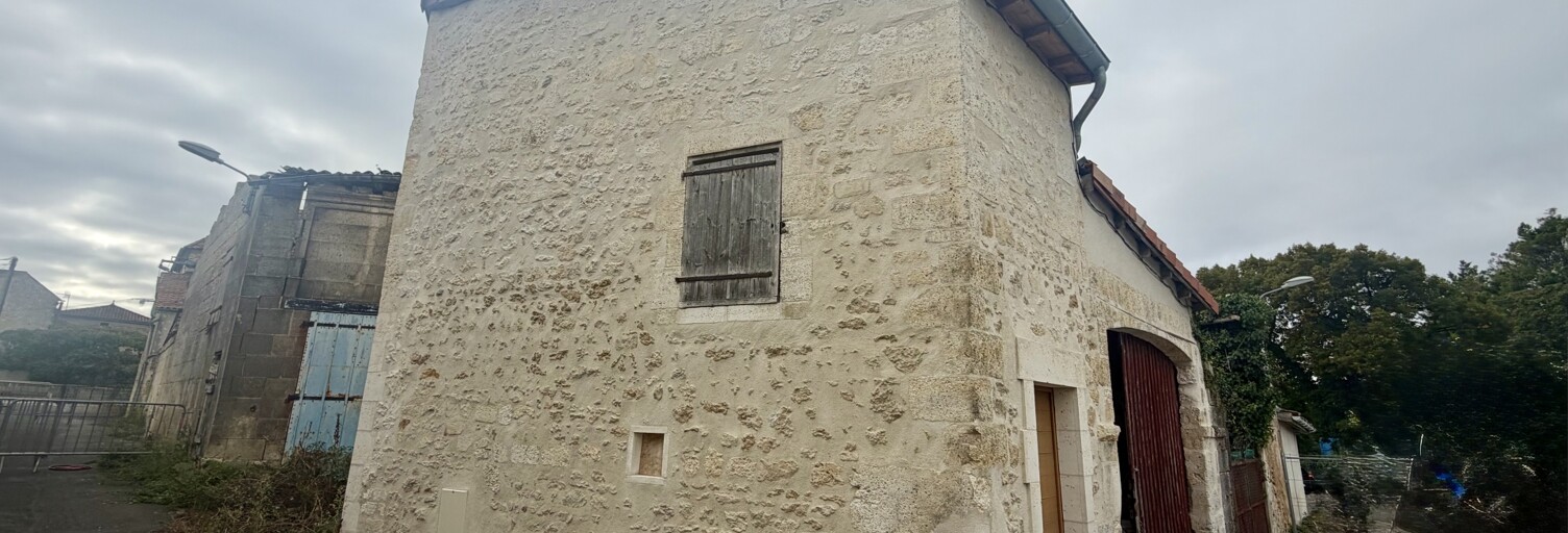 Maison 8 Pièces 211 m² à vendre à La Couronne (16400)
