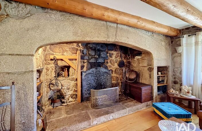 Vente Maison/villa 9 pièces — photo 2