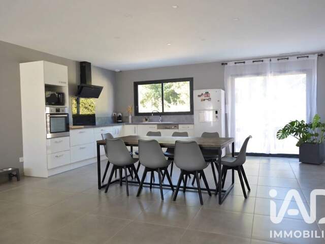Vente Maison traditionnelle 5 pièces — photo du bien