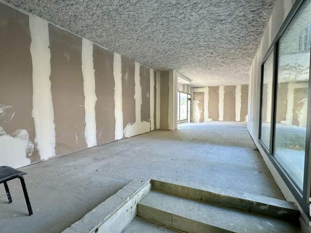 Vente Surface diverse 87 m&sup2; — photo du bien