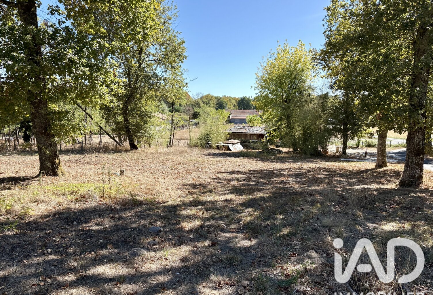 Vente Terrain à bâtir 1 537 m&sup2; — photo 1