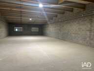 Location Hangar 220 m&sup2; — photo 4