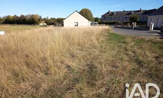 Terrain  901 m² à vendre à Louresse-Rochemenier (49700)