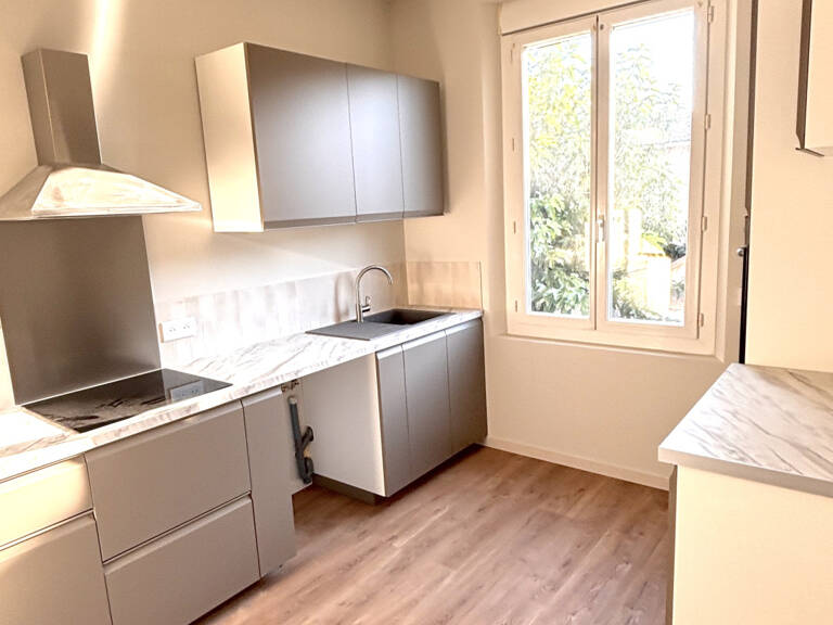 À LOUER   T4 entièrement rénové au cœur de Beaumont Plateau — photo 1