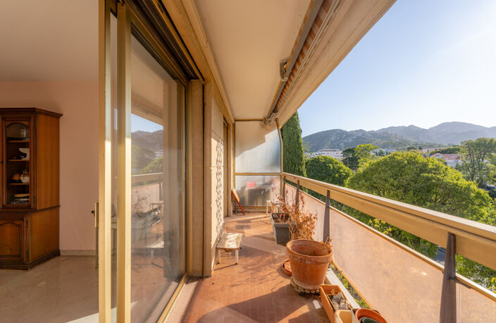 VERTES COLLINES — photo 2