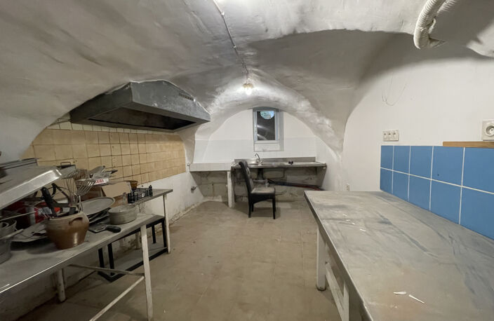 LOCAL COMMERCIAL — photo 4