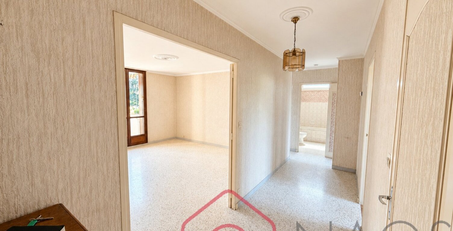 Aux portes de Six Fours les Plages grand T3 de 65 m2 — photo 1