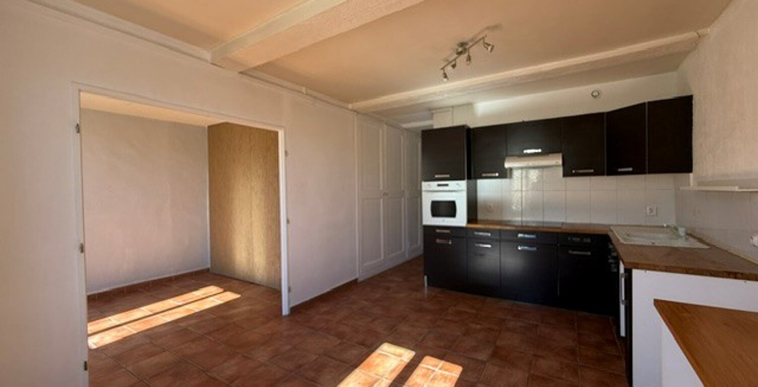 HYERES - T3 de 55.02 m2 au 1er étage — photo 1