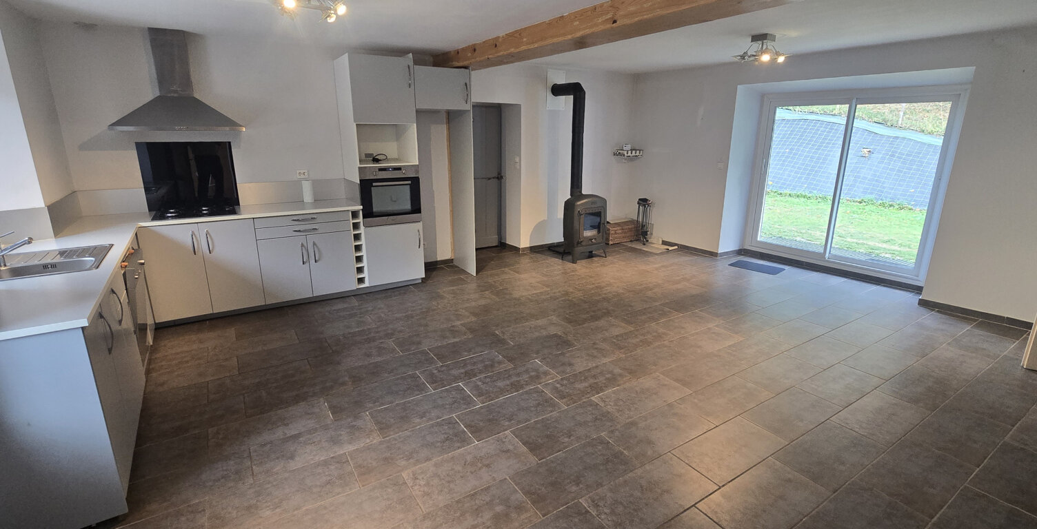 MAISON 3 Pièces + cuisine équipée à Saint-Guillaume — photo 1