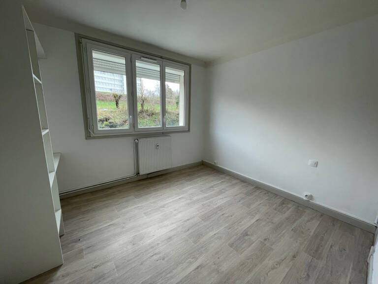 À louer   Appartement T3 rénové — photo 1