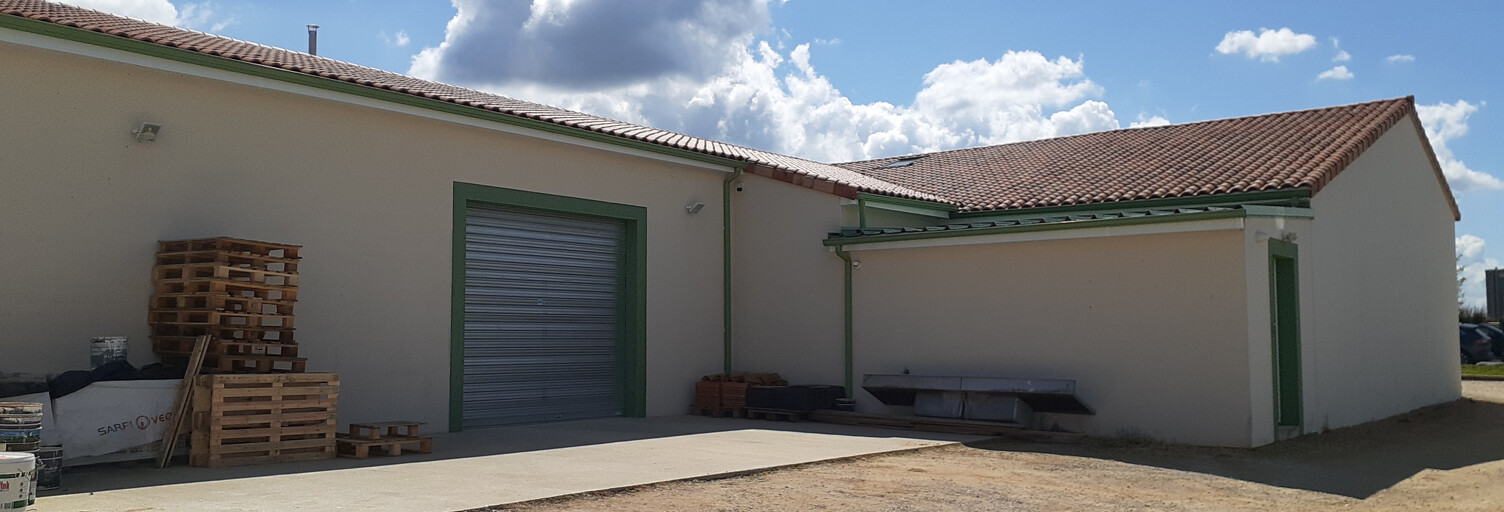 Commerce  376 m² à vendre à Cissé (86170)