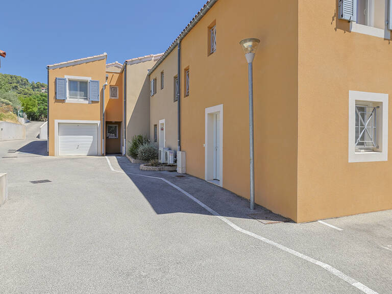 T3 en rez-de-jardin avec grand jardin privatif, garage et parking   Résidence haut de gamme de 2019 — photo 1