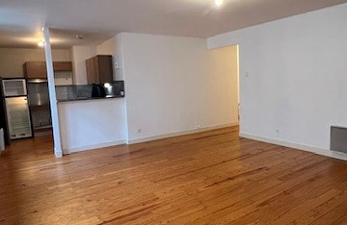 APPARTEMENT T4 -  SAINTE FOY LA GRANDE — photo 4