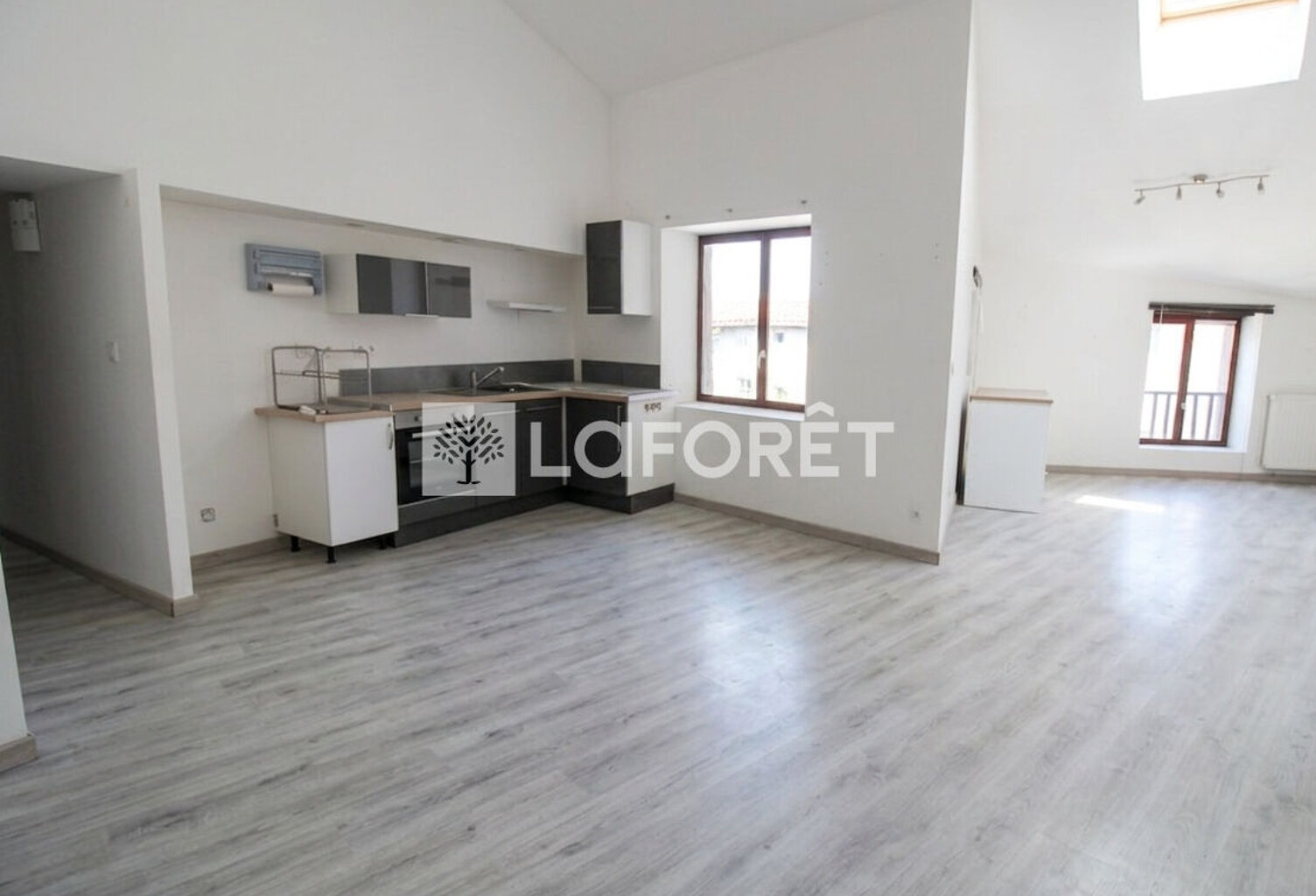 Maison Saint Just Saint Rambert 3 pièces 61 m2 env — photo 1