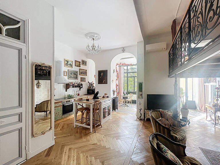 LOFT de 67 m² - Quartier FLEURS — photo 1