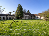 CORPS DE FERME AVEC VERGER ET DÉPENDANCES — photo 2