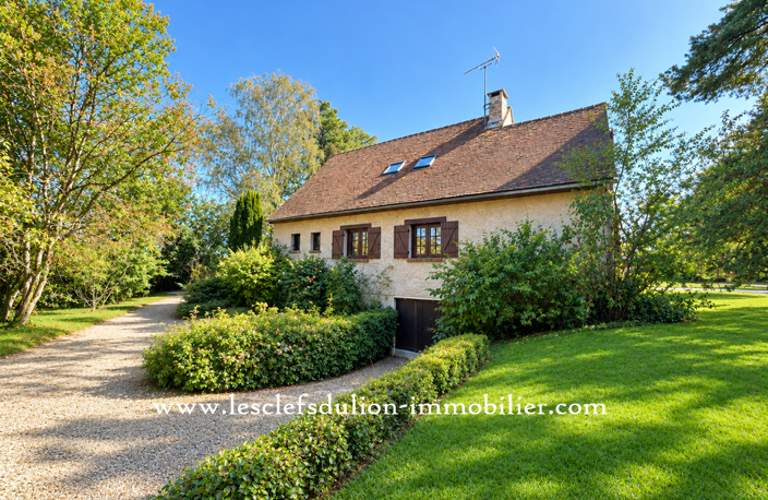 MAISON FAMILIALE AVEC GRAND JARDIN ET PISCINE — photo 2