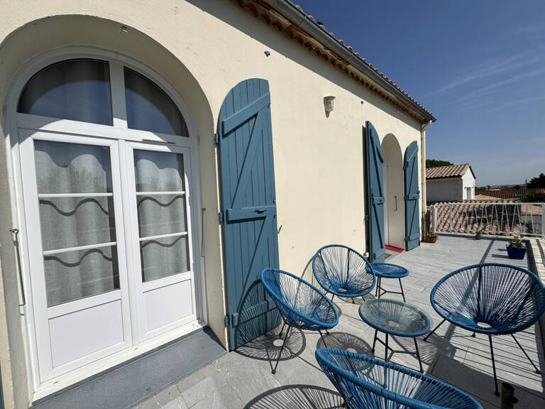 Appartement 100 m2 environ à Meschers/Gironde — photo 1