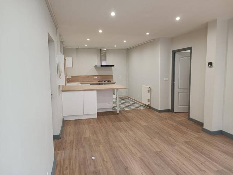 CASTELNAUDARY centre ville, Appt T3 — photo 1