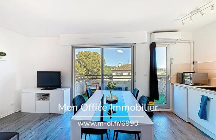Référence : 6990-LES - STUDIO CABINE VUE MER RÉNOVÉ À VENDRE À CAVALAIRE SUR MER — photo 2