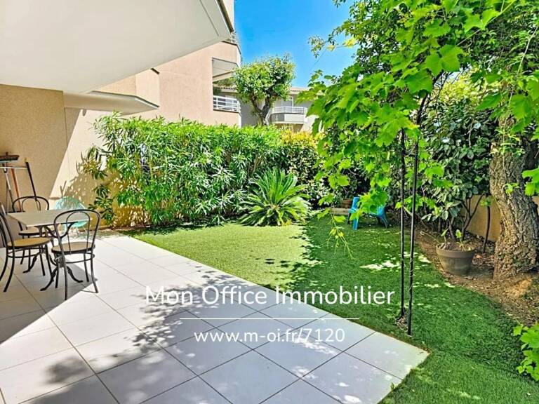 Référence : 7120-LES - APPARTEMENT T3 GRAND JARDIN PROCHE CENTRE & PLAGES À CAVALAIRE SUR MER — photo 1