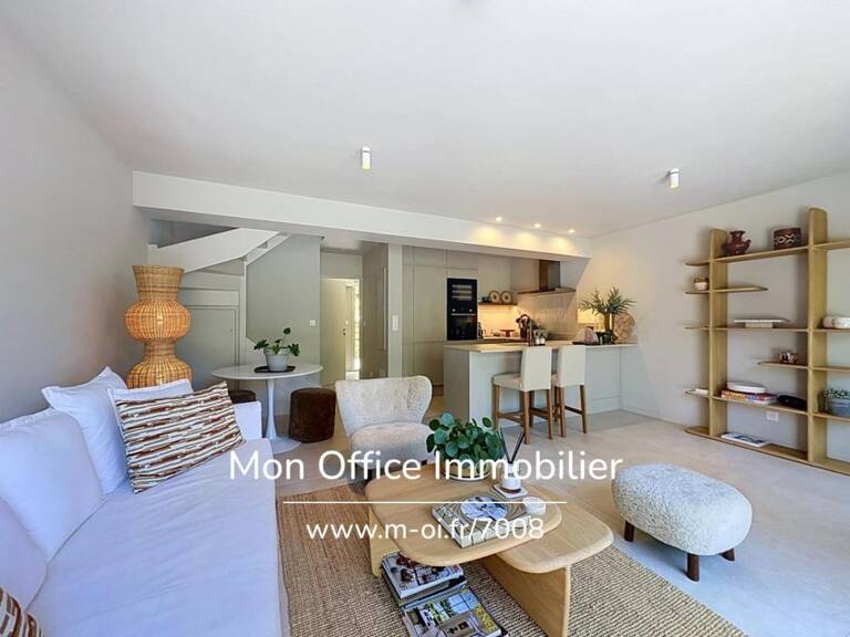 Référence : 7008-LES - DUPLEX T3 RÉNOVÉ À 100M DE LA PLAGE À VENDRE À GRIMAUD BEAUVALLON — photo 1