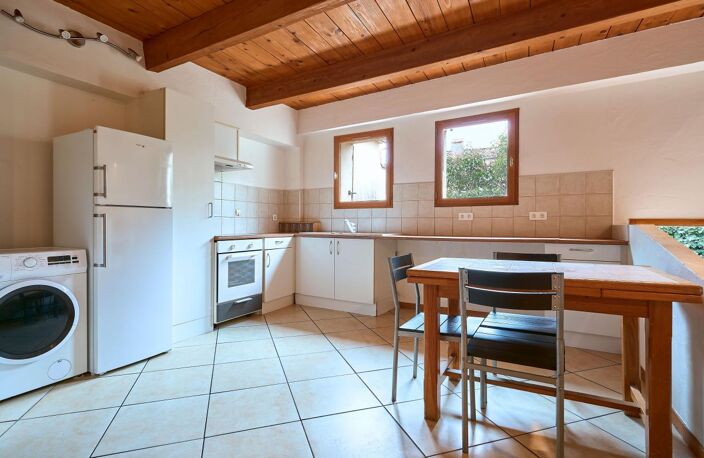 EXCLUSIVITÉ – VALENSOLE – IMMEUBLE DE RAPPORT – 2 T2 RÉNOVÉS — photo 3
