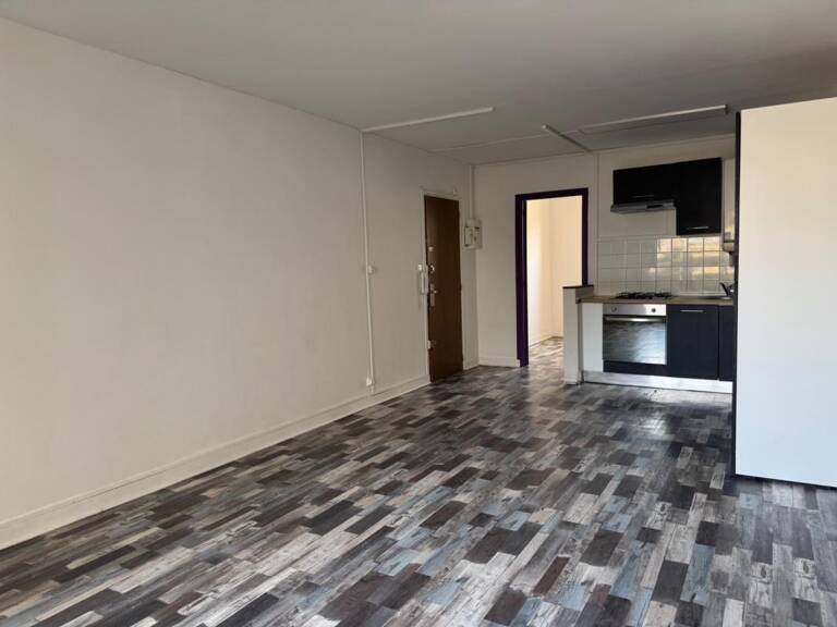 À Quimper, découvrez cet appartement T4 de 67,27 m² situé au rez-de-chaussée d’une résidence — photo 1