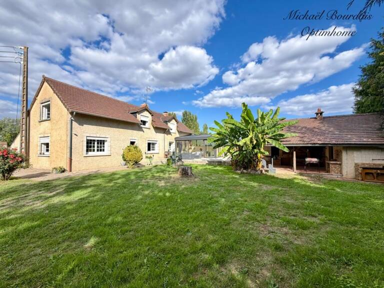 Maison de campagne 250 m2 rénovée avec dépendances et parc arboré de 4 500 m — photo 1