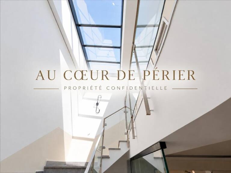 Quartier Périer – Marseille 8e Carré d'Or boulevard périer – Villa d’Architecte Contemporaine de 200 m² — photo 1