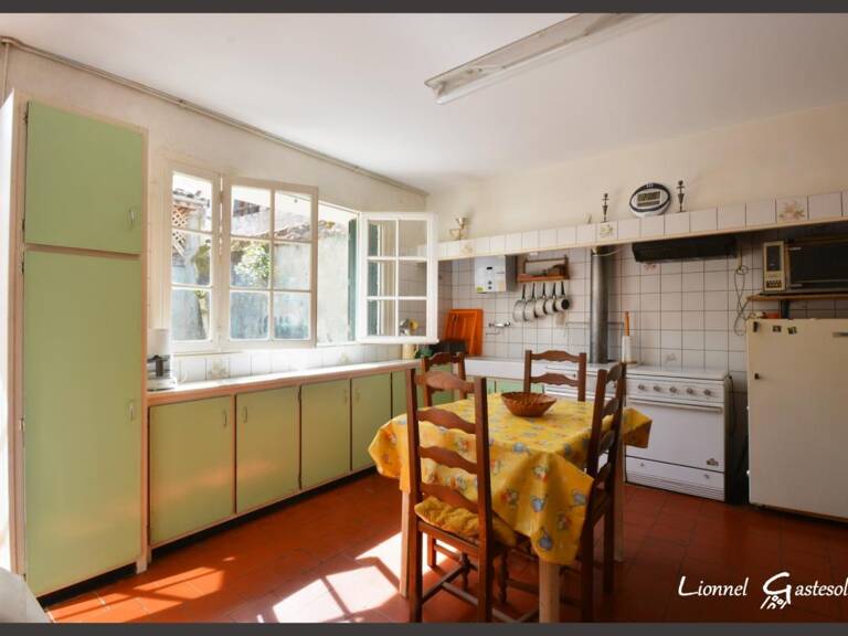 Maison de ville à vendre à rénover 2 chambres avec cour et petite dépendance à SAINTE FOY LA GRANDE (33) — photo 1
