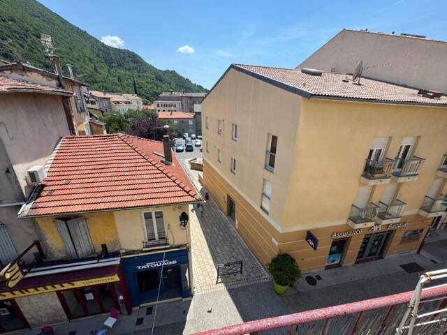 Appartement T3 à vendre à Digne-les-Bains (04000) – Idéal investissement locatif — photo du bien