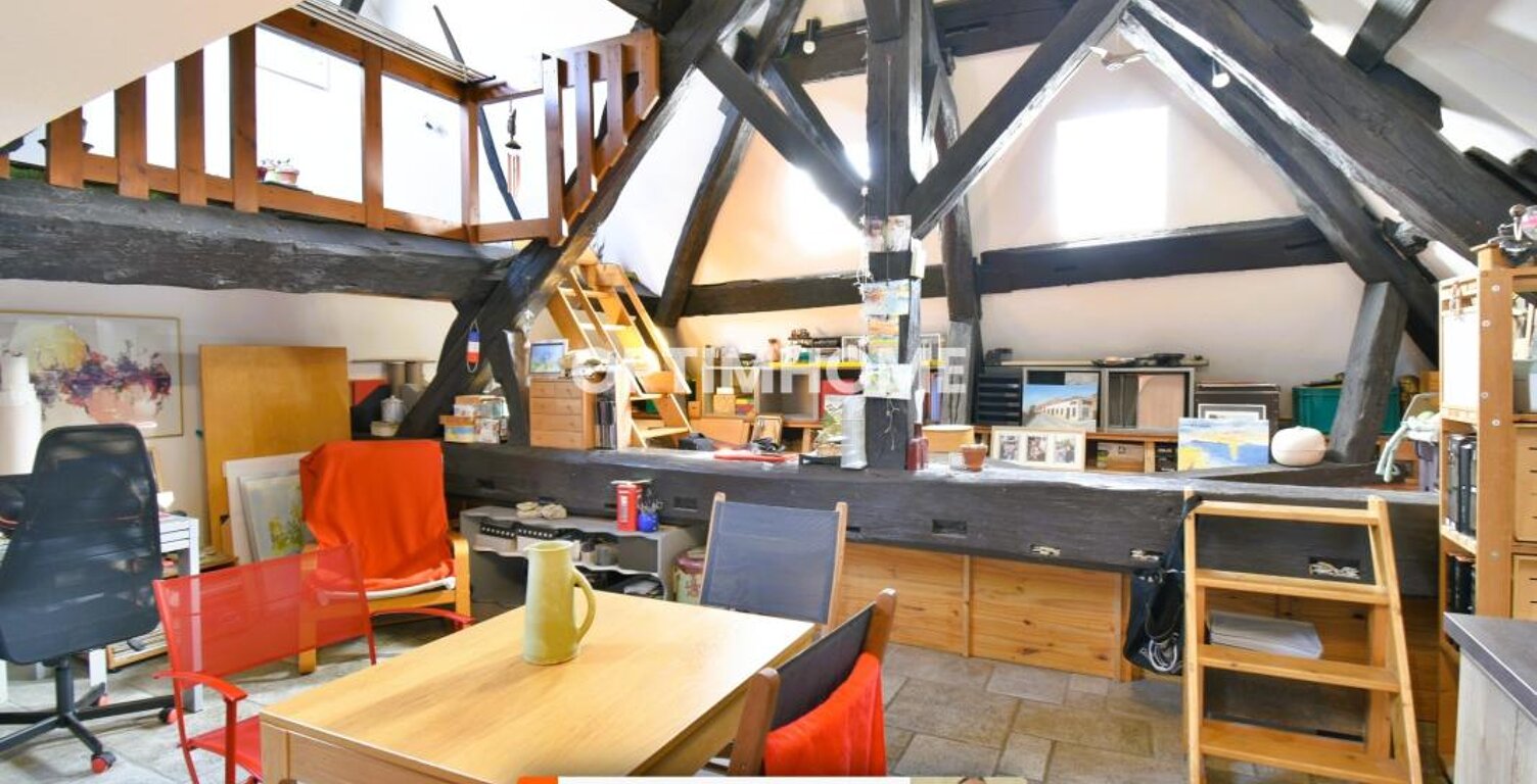 Appartement T3 atypique et avec beaucoup de charme au coeur de Buxy — photo 1